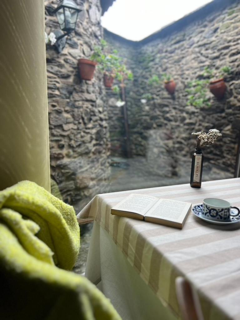 Casa Rural Dona Maria Ordes Luaran gambar