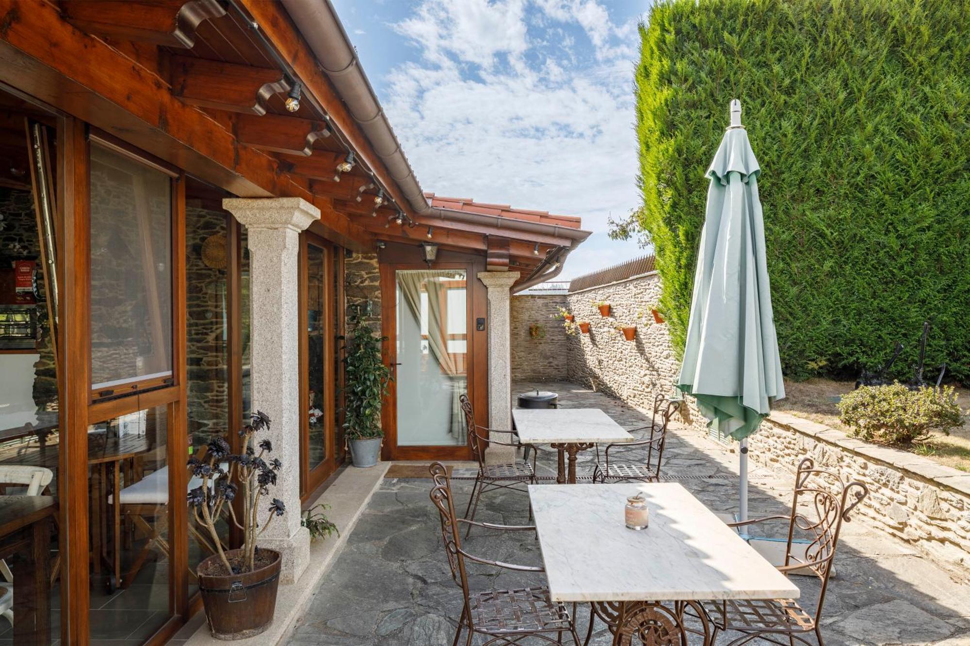 Casa Rural Dona Maria Ordes Luaran gambar